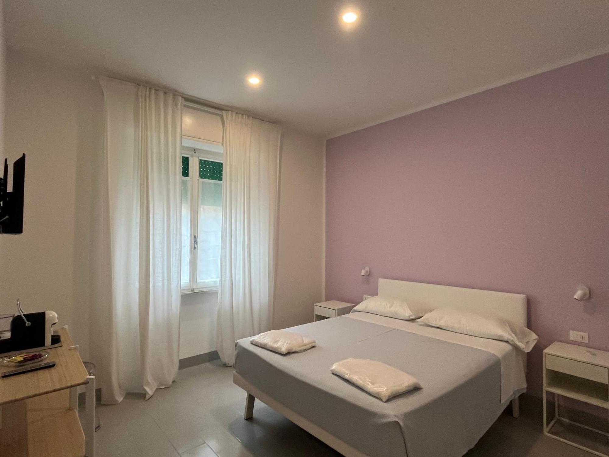Bed And Coffee Rooms Портоферрайо Экстерьер фото